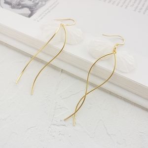 Flirty Babe Drop Earrings